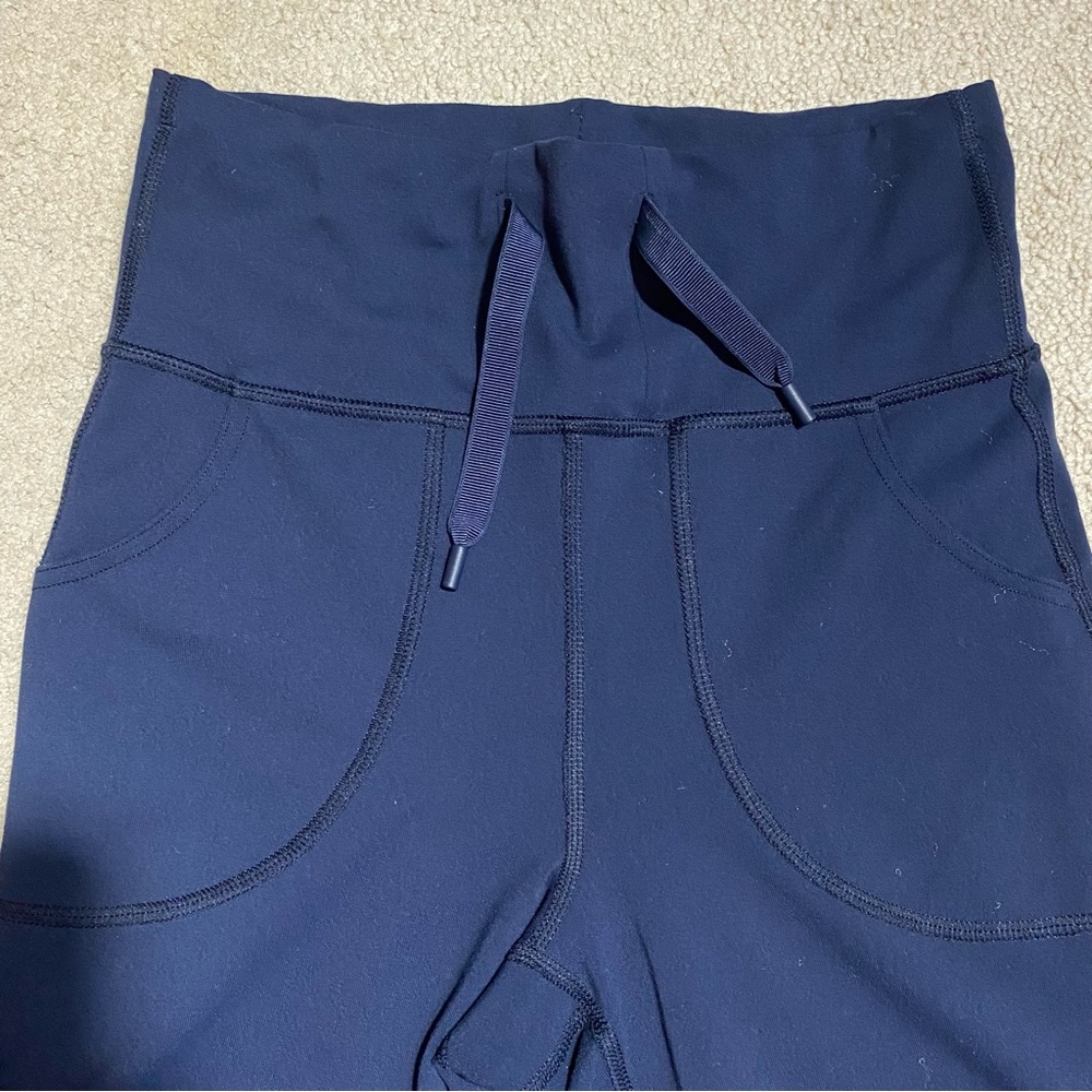 Lululemon straight leg legging navy - Picture 2 of 5